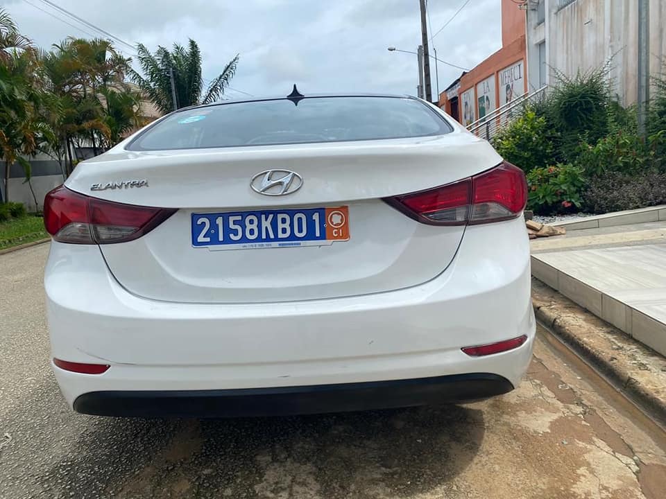Hyndaï Elantra — photo 3