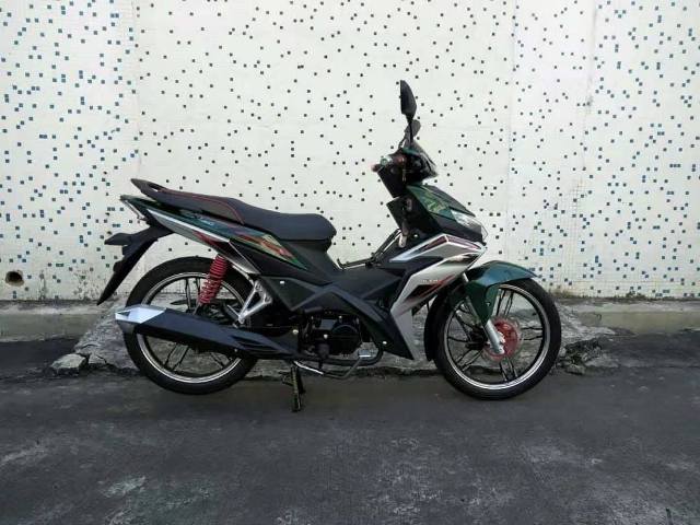 Motos — photo 2