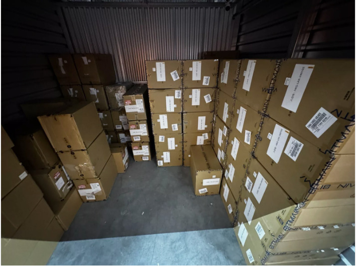 Bitmain Antminer KS7 (40Th)KHeavyHash KAS Kaspa ASIC miner — photo 2