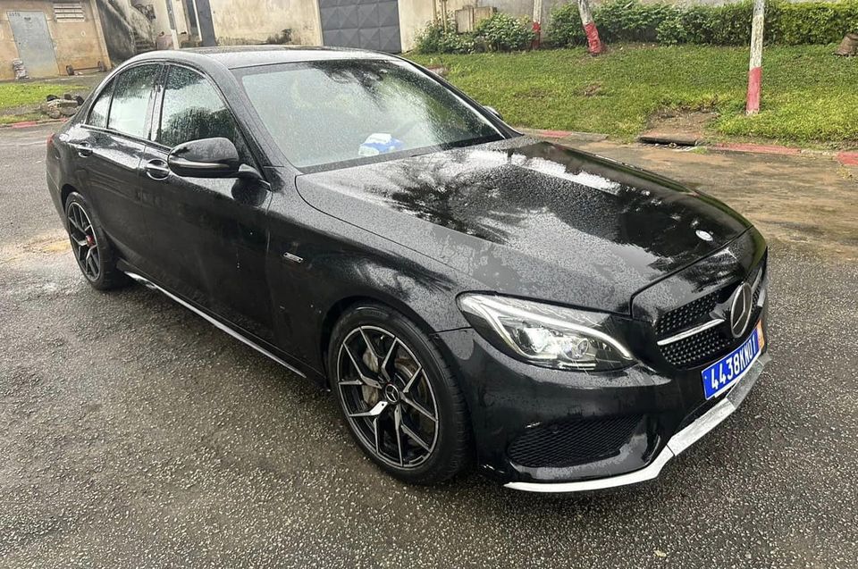 MERCEDES C450 AMG