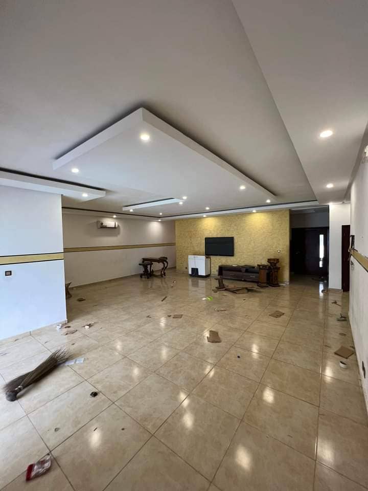 Une belle villa duplex de 08 pièces  avec piscine — photo 11