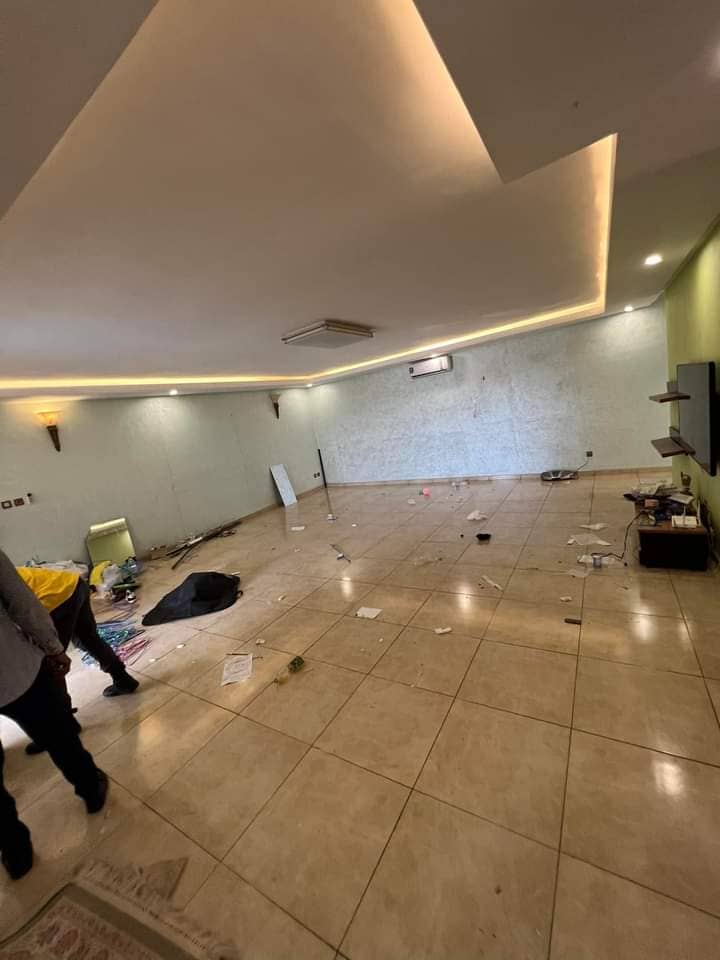 Une belle villa duplex de 08 pièces  avec piscine
