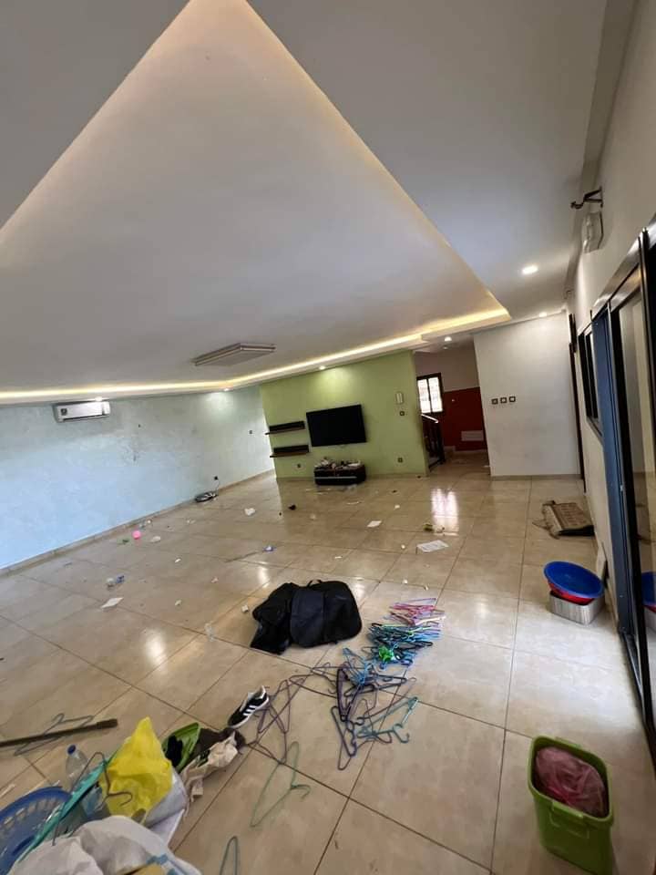 Une belle villa duplex de 08 pièces  avec piscine — photo 4