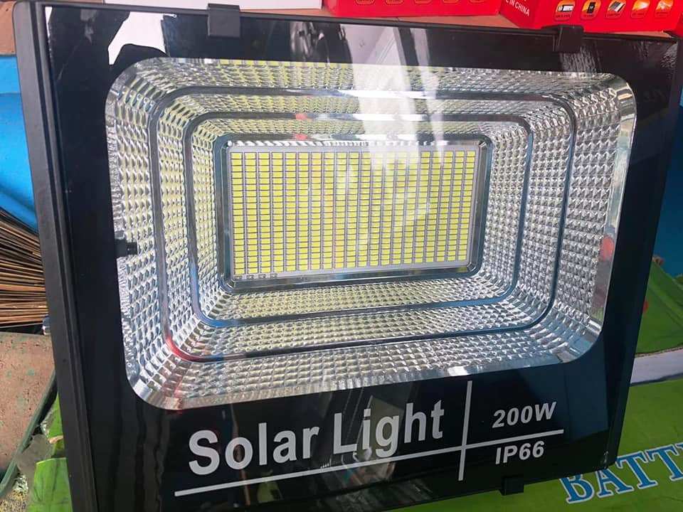 Projecteur solaire GDPlus Carré — photo 3