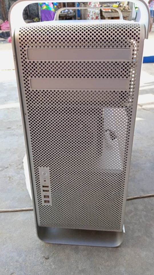 Mac Pro 5.1 - Année 2010 — photo 2