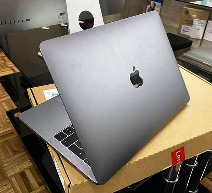 MacBook Pro 2019 — photo 4