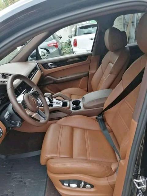 PORSCHE CAYENNE — photo 8