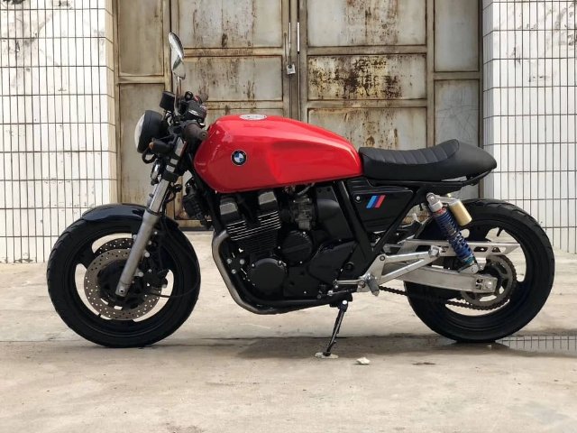 BMW — photo 3
