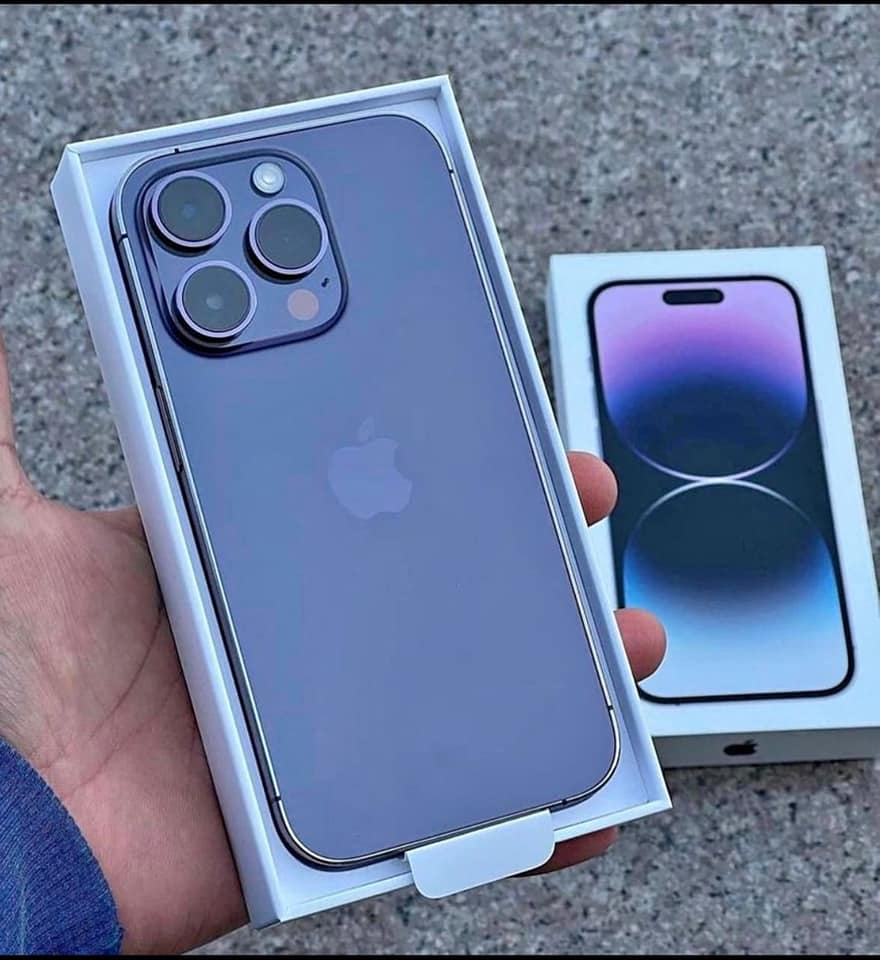 iPhone 14 Pro Max — photo 2