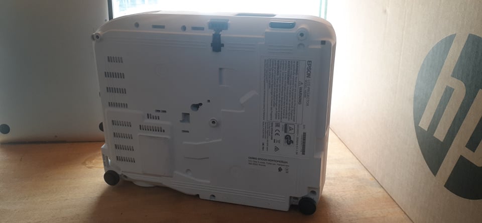 PROJECTEUR EPSON EB S18 3LCD COMMANDE — photo 2