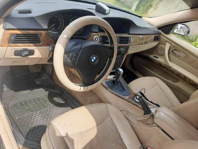 BMW E90 — photo 9