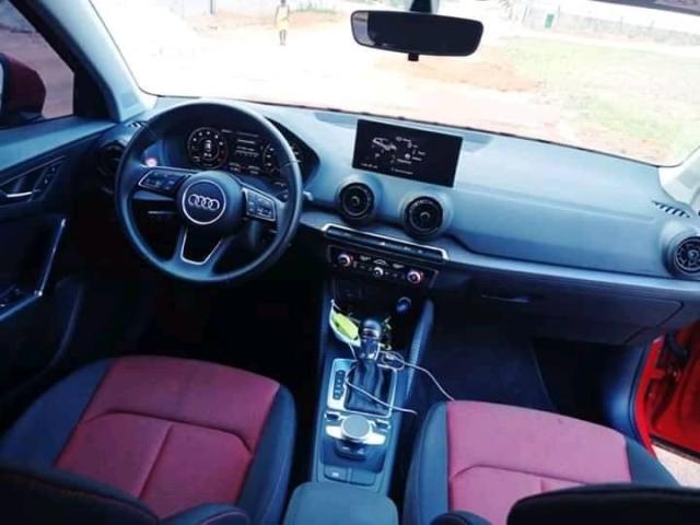Audi Q2 TFSI — photo 12