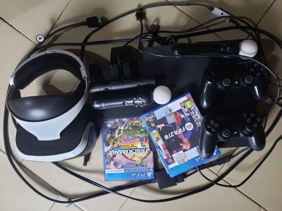 PS4 SLIM 860 Go — photo 2