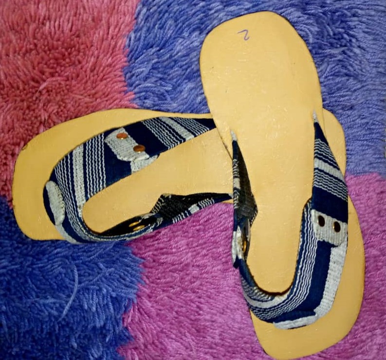 SANDALES TRADITIONNELLES — photo 4