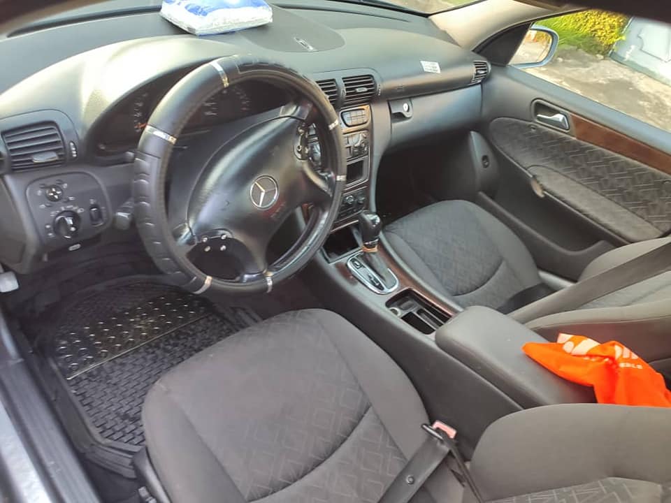 MERCEDES C200 BOÎTE AUTOMATIQUE ESSENCE — photo 2