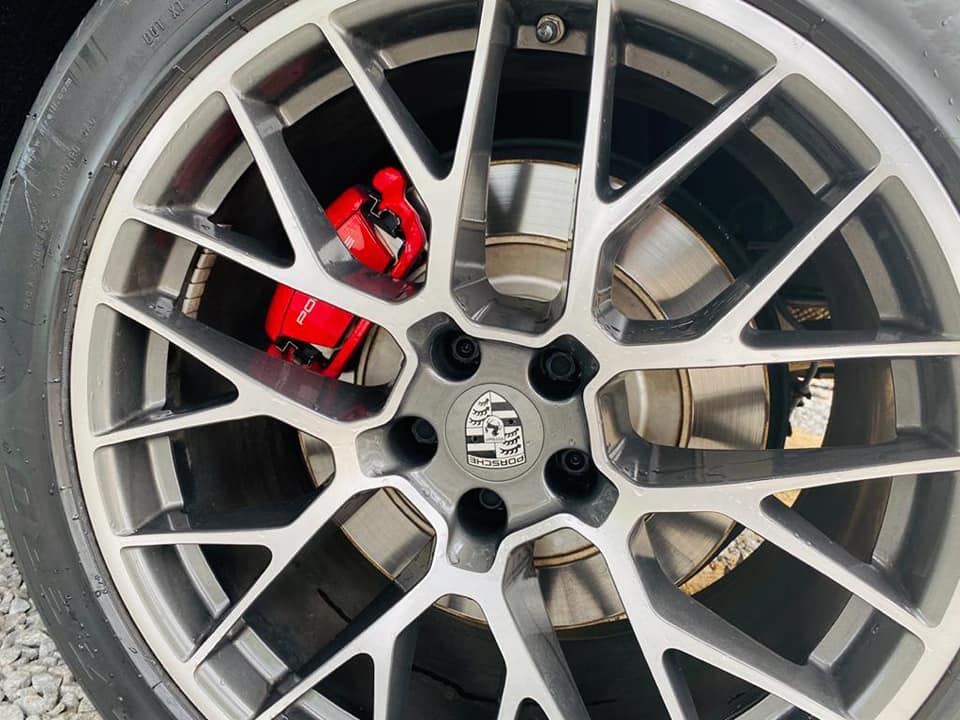 Porsche Macan Turbo — photo 8
