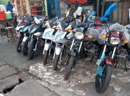 Motos — photo 17