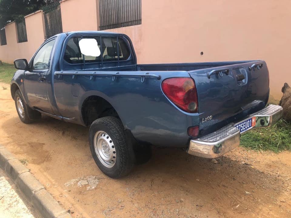 Mitsubishi L200 Une Cabine — photo 4