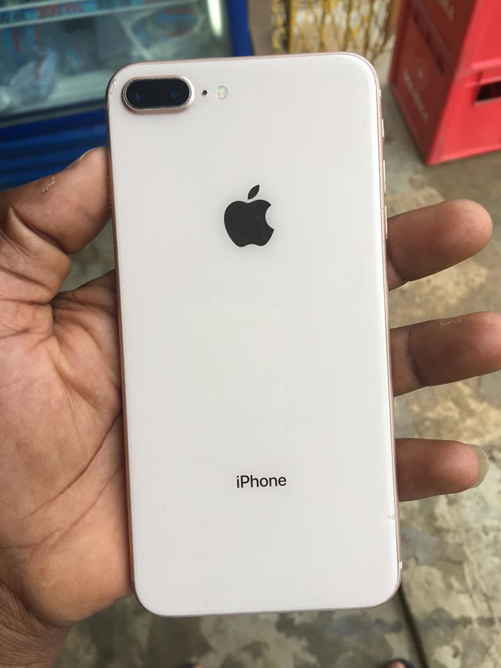 IPhone 8 Plus 64Gb — photo 2