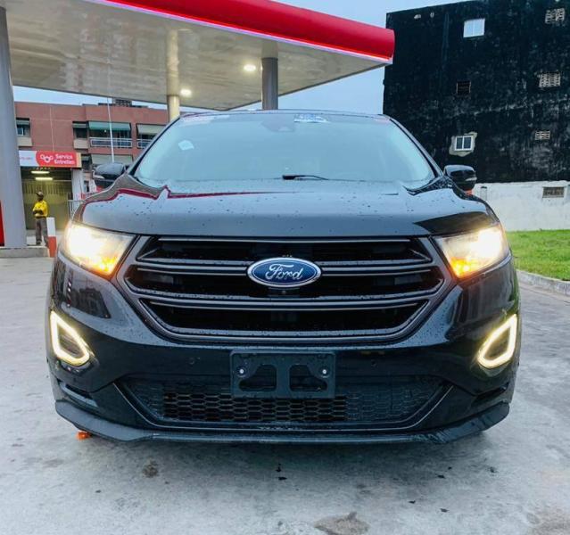 FORD EDGE Modèle sport 2018 — photo 3