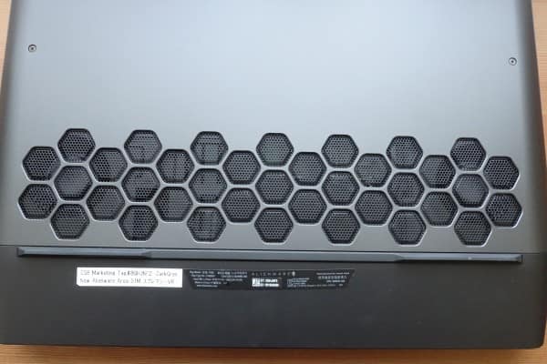 Dell Alienware AREA 51M — photo 8