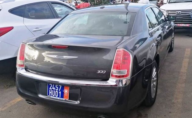 CHRYSLER 300 - 2012 Boîte Auto — photo 4
