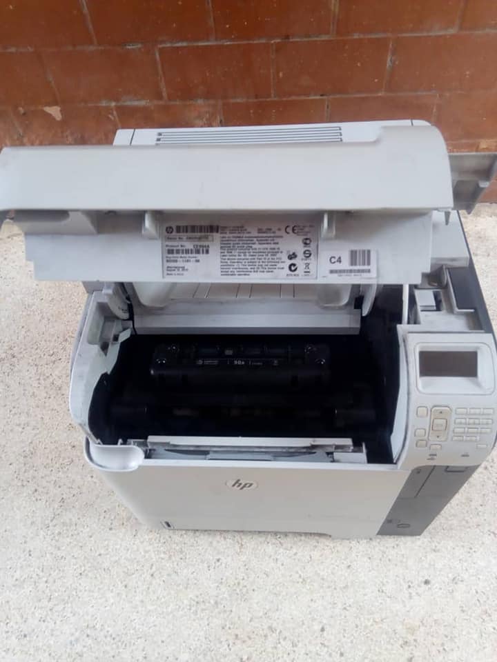 HP laser Pro 600 - Noir — photo 3