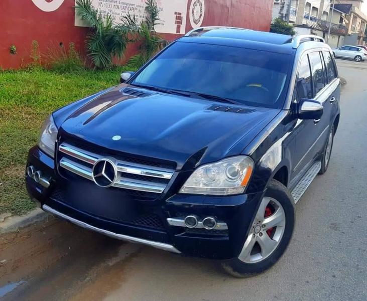 Mercedes GL450 — photo 8