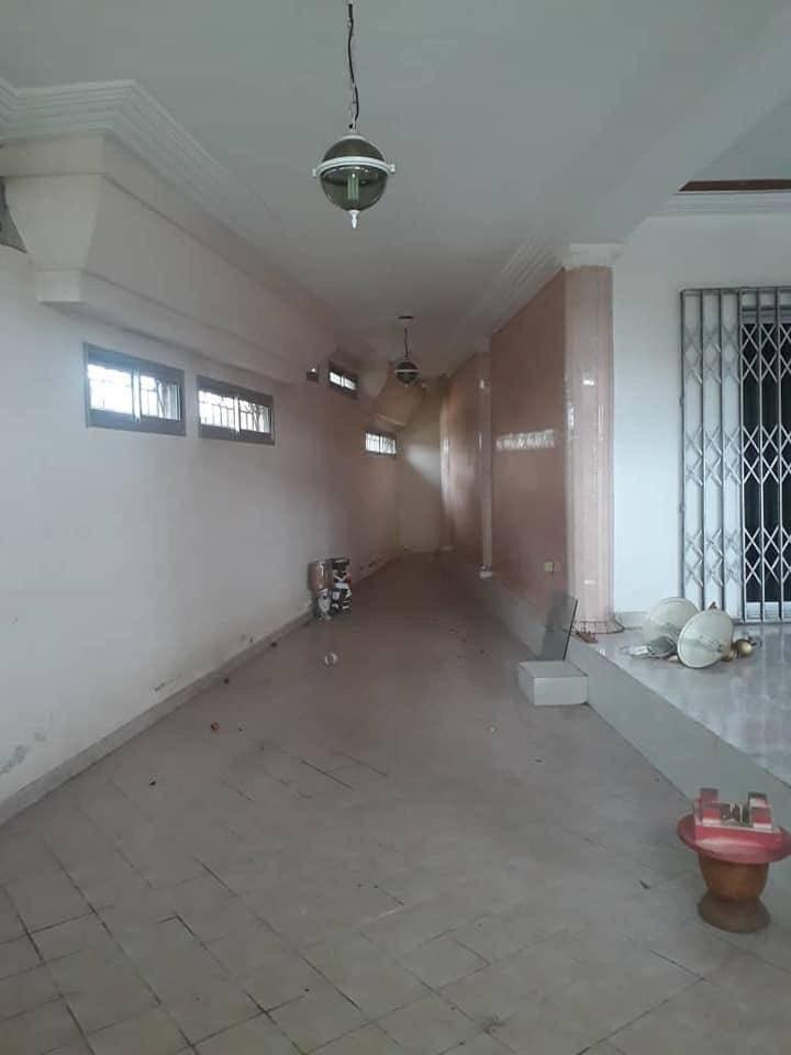 Triplex De 8 Pièces - Angré 8ème Tranche — photo 2