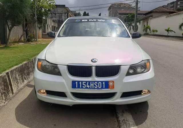 BMW E90 — photo 3
