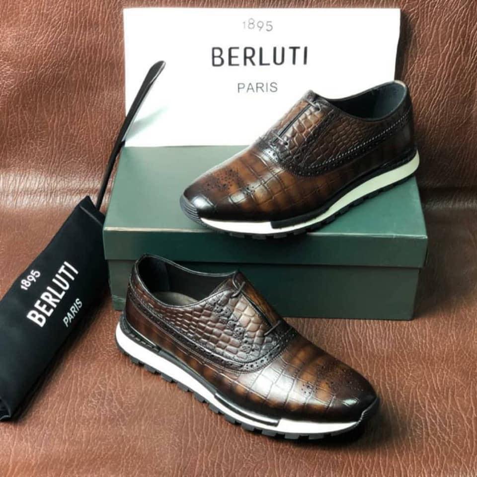 CCOLLECTION DE CHAUSSURES BERLUTI