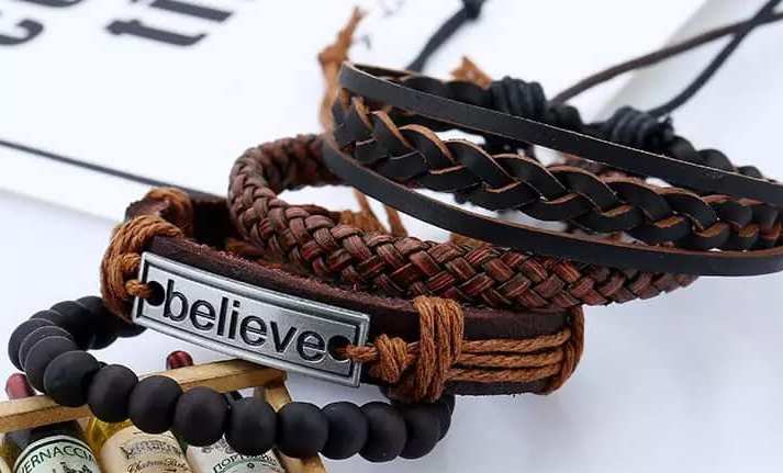 Bracelets — photo 3