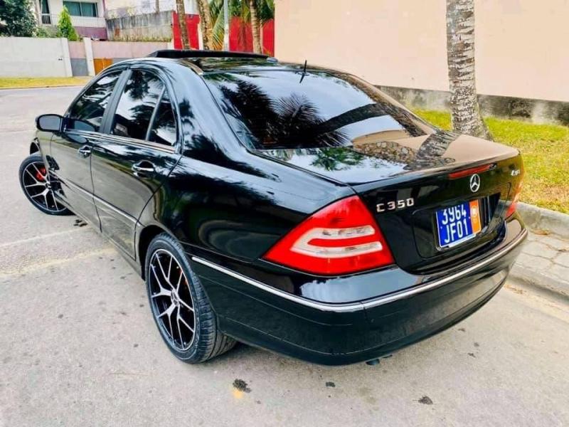 Mercedes-Benz C350 — photo 6