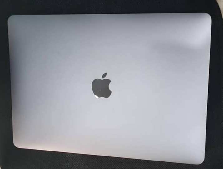 MacBook Air Retina 2019 — photo 5