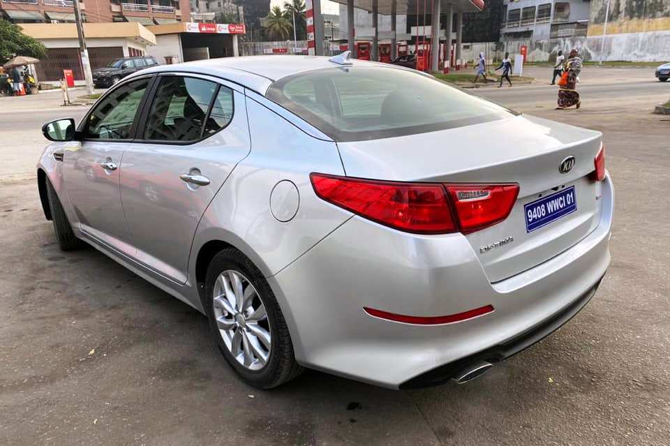 KIA Optima LX — photo 3