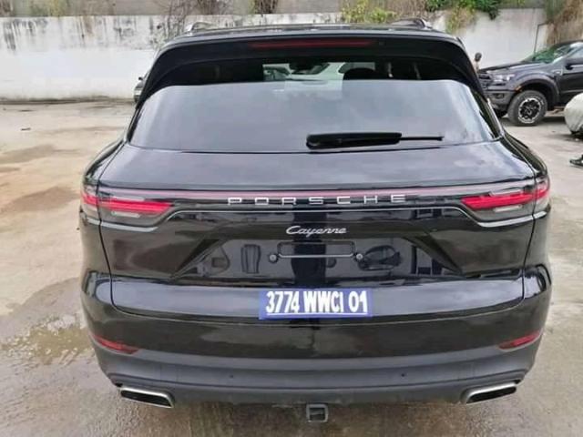 PORSCHE CAYENNE — photo 7