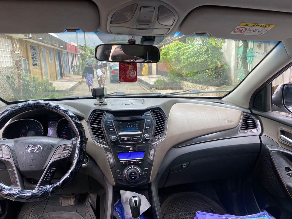 HYUNDAI SANTAFÉ SPORT 7 PLACES — photo 3