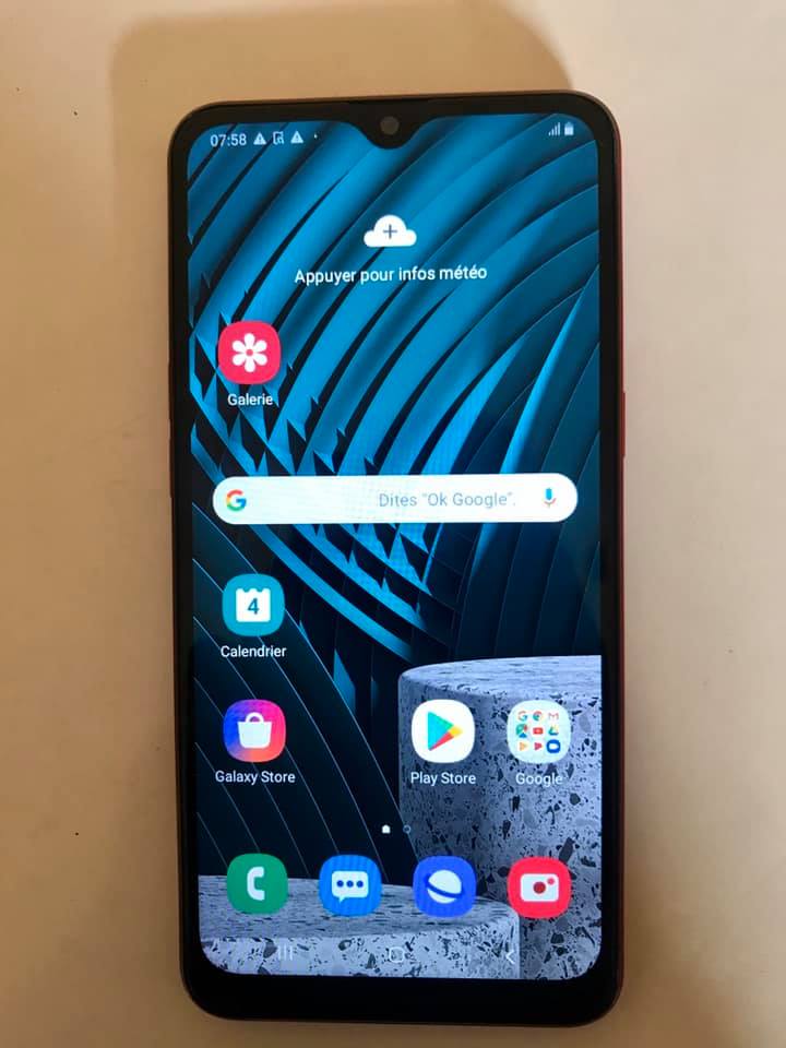 Samsung A10s