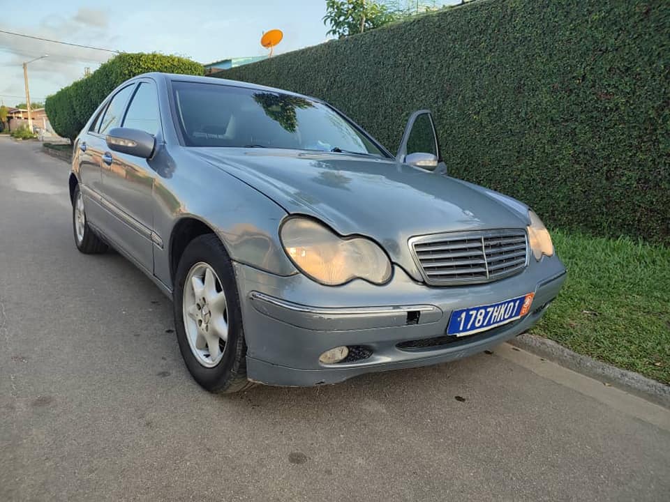 MERCEDES C200 BOÎTE AUTOMATIQUE ESSENCE