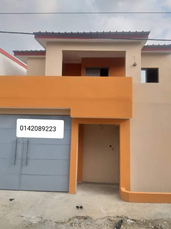 Vente des duplex de 4 pièces de haut standing à Angré Nouveau Chu — photo 2