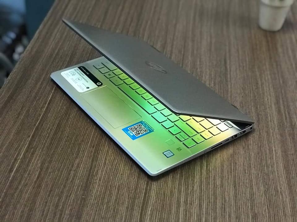 HP Pavilion 14 (2 en 1) — photo 2
