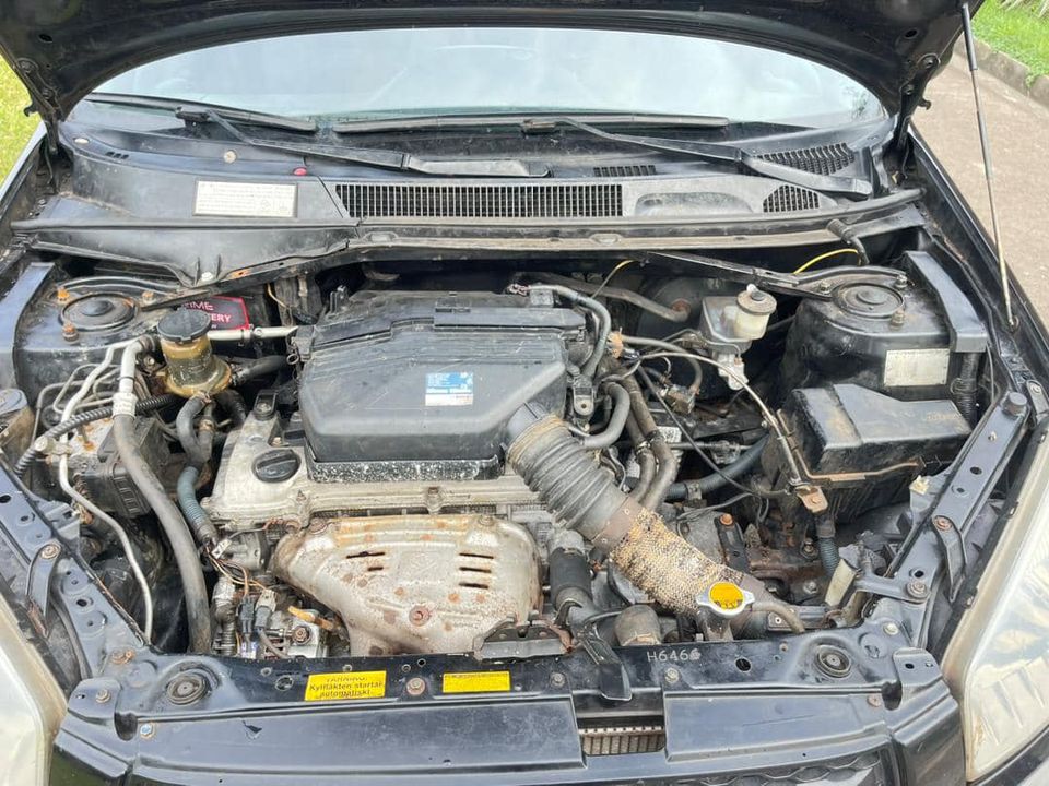 Toyota RAV 4 — photo 4