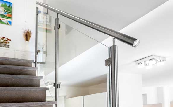RAMPE D'ESCALIERS INOX VITREE ABIDJAN — photo 3