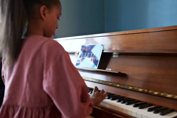 Cours de piano, guitare...