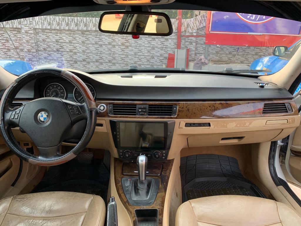 BMW E90 — photo 2