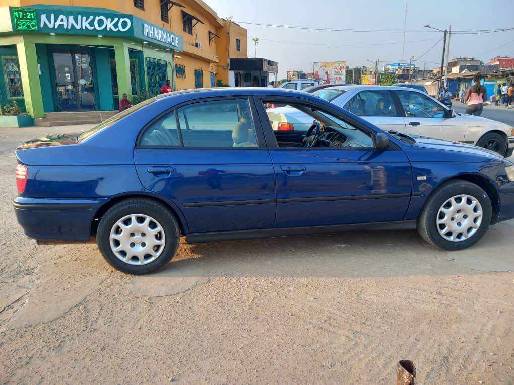 HONDA ACCORD 2000 — photo 5