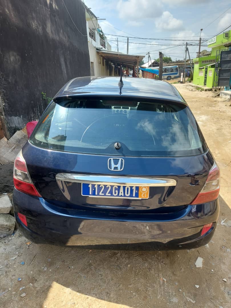 HONDA CIVIC AUTO — photo 5