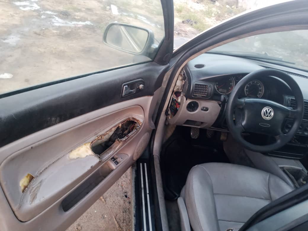 VOLKSWAGEN PASSAT — photo 3
