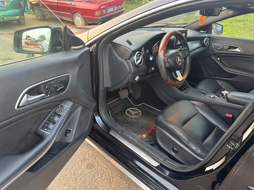 MERCEDES CLA250 — photo 6