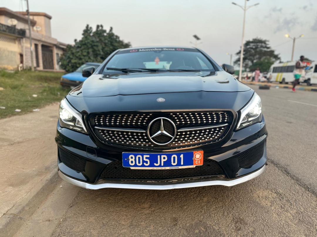 MERCEDES CLA250